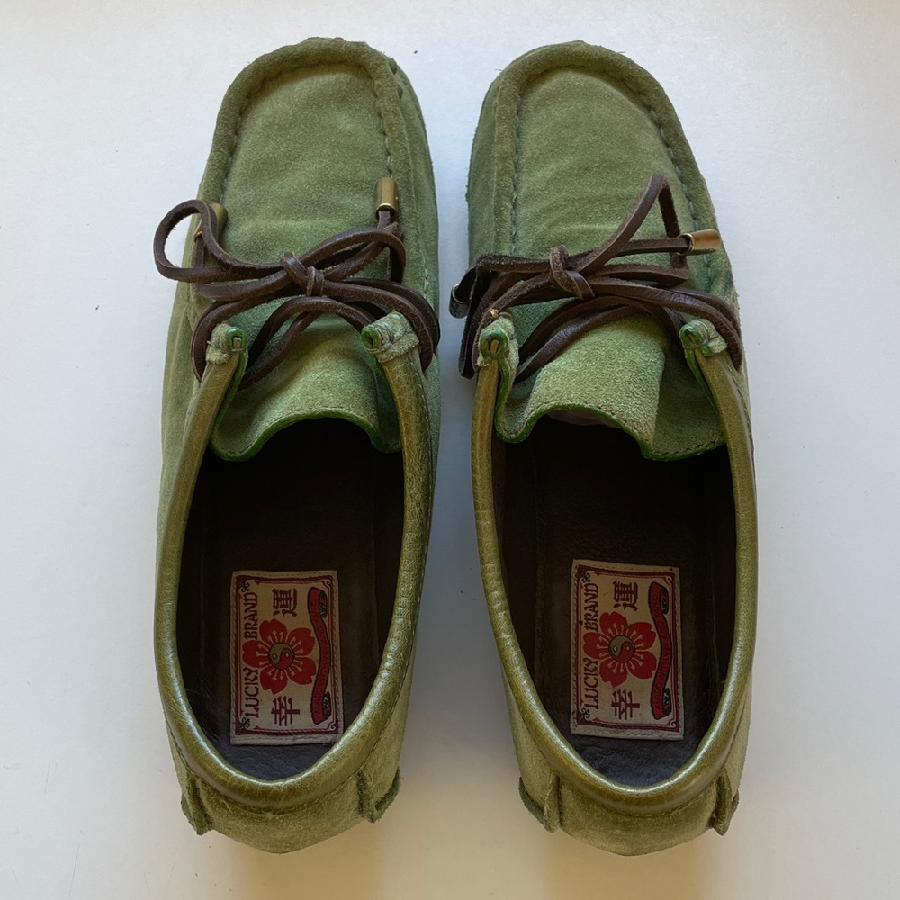 Lucky Brand Women’s Suede Wallabee Laced Moccasin - Picture 5 of 11